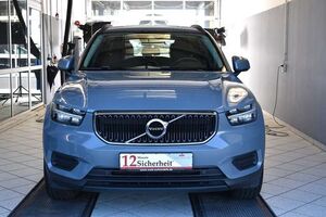 Volvo XC40 D3 2WD Momentum Core Automatik