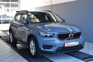 Volvo XC40 D3 2WD Momentum Core Automatik