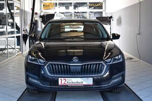 Skoda Octavia Combi 1.4 TSI iV Style AHK*DSG*Cockpit digital