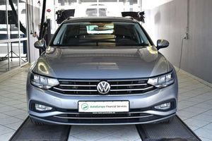VW Passat Variant 2.0TDI DSG*AHK*Head-Up