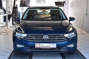 VW Passat Variant 2.0TDI DSG LED*360° Kamera*Digital Tacho