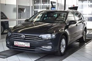 VW Passat Variant 2.0TDI DSG*AHK*LED*PDC*SHZ V+H