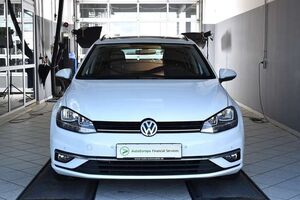 VW Golf VII 1.6TDI Comfortline DSG*ACC*SHZ*Navi