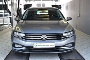 VW Passat Variant 2.0TDI DSG*AHK*Head-Up