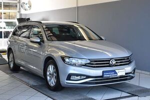 VW Passat Variant 2.0TDI Business DSG*LED*AHK