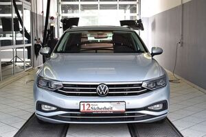 VW Passat Variant 2.0TDI Business DSG*Matrix*AHK