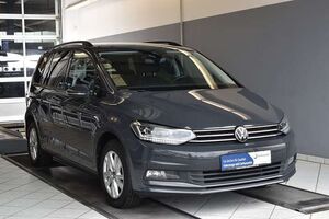 VW Touran 2.0TDI DSG*Matrix*ACC*Digital Tacho