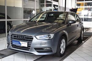 Audi A3 1.4TFSI Attraction PDC*Xenon*SHZ*Navi