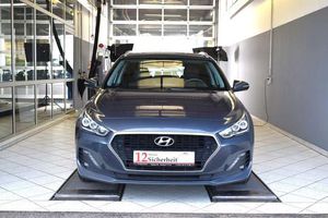 Hyundai i30 1.6 CRDi Select Automatik*Leder*PDC