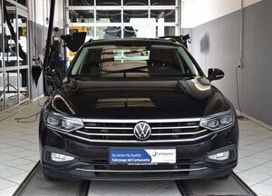 VW Passat Variant 2.0TDI DSG*Panorama*Matrix-LED