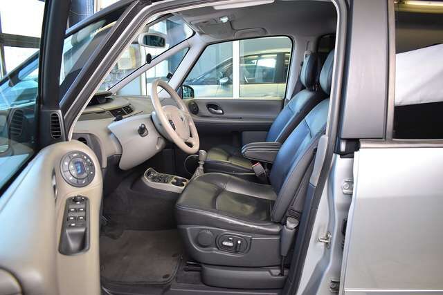 Renault Espace 2.0 16V Turbo Initiale 6-Sitze*Bi-Xenon*LPG