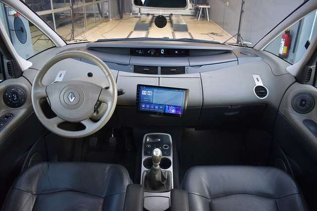 Renault Espace 2.0 16V Turbo Initiale 6-Sitze*Bi-Xenon*LPG