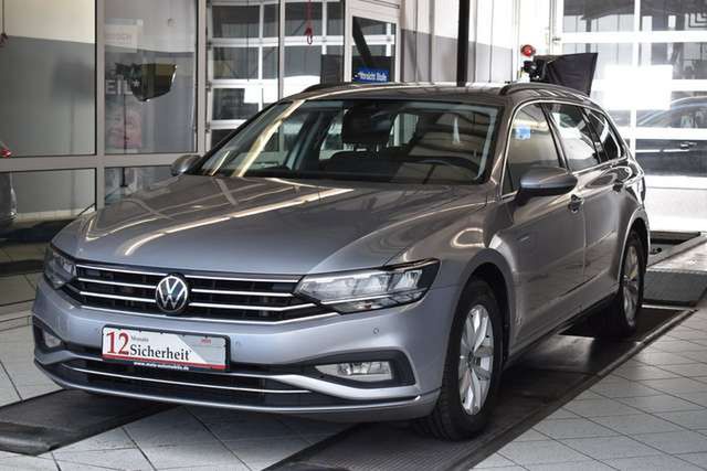 VW Passat Variant 2.0TDI Business DSG*ACC*SHZ*LED