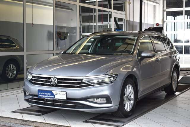 VW Passat Variant 2.0TDI Business DSG Matrix*AHK