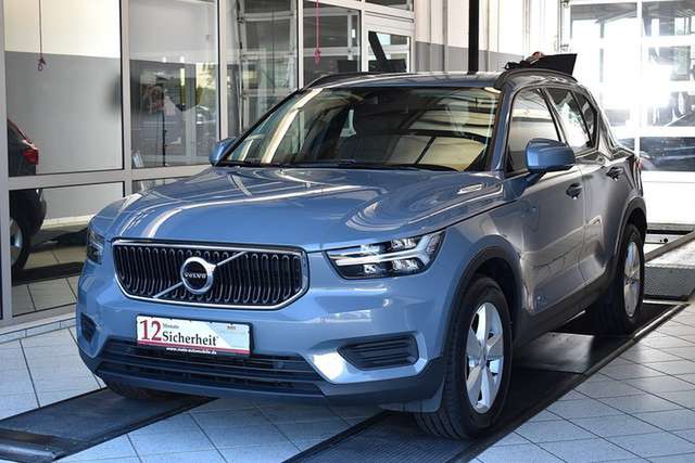 Volvo XC40 D3 2WD Momentum Core Automatik