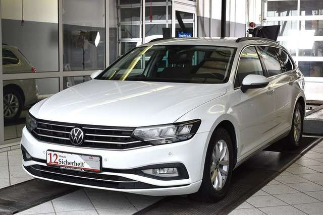 VW Passat Variant 2.0 TDI Busines DSG* Standheizung
