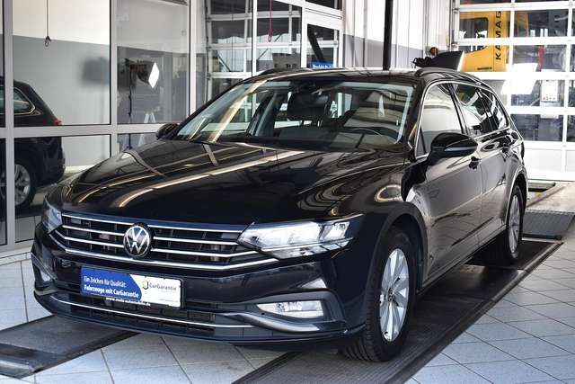 VW Passat Variant 2.0TDI Business DSG LED*AHK*ACC
