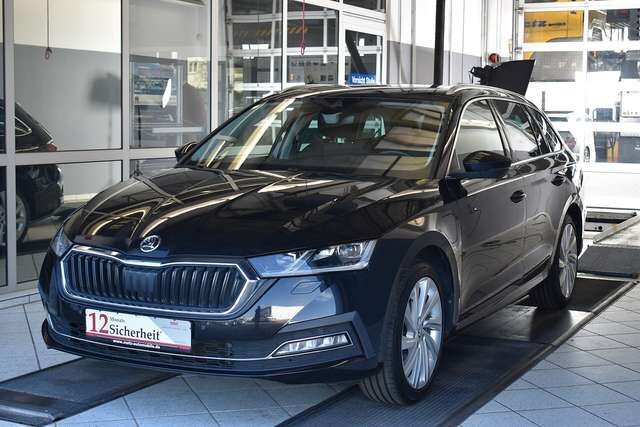 Skoda Octavia Combi 1.4 TSI iV Style AHK*DSG*Cockpit digital