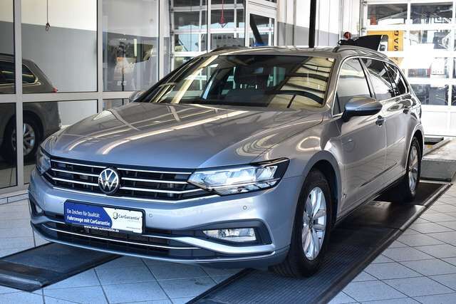 VW Passat Variant 2.0 TDI Business DSG*ACC*LED*AHK