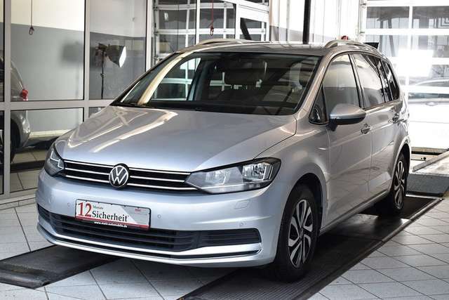 VW Touran 2.0TDI Active DSG*PDC*SHZ*Navi