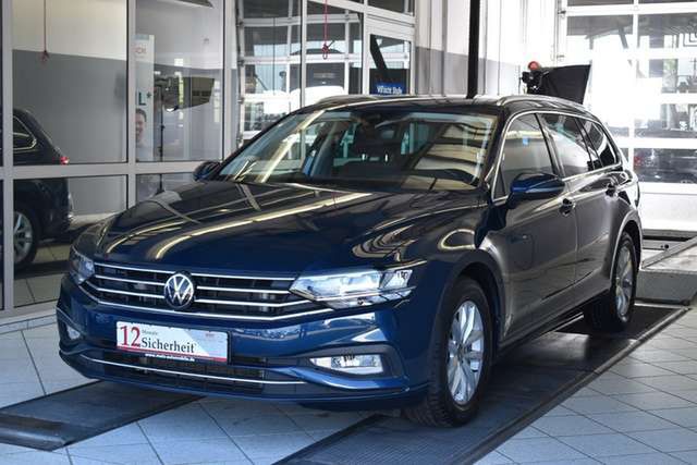 VW Passat Variant 2.0 TDI DSG*LED*AHK*ACC*Navi