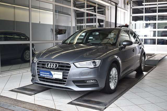 Audi A3 Sportback 2.0TDI Ambiente Teilleder* Xenon*PDC