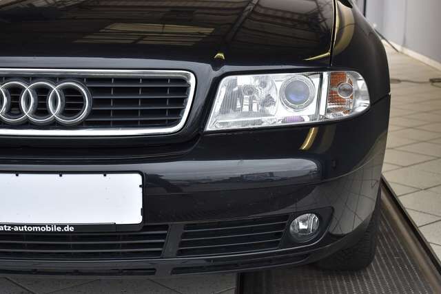 Audi A4 Limousine 1.6L Klimaautomatik