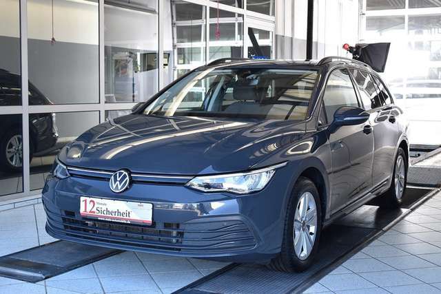 VW Golf VIII 2.0TDI Life DSG*AHK*Cockpit Digital