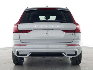 Volvo XC60 FACELIFT Plus Dark AWD HUD Digitales Cockpit Memor