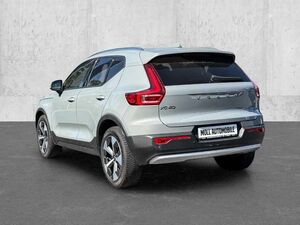 Volvo XC40 Core 2WD Navi Digitales Cockpit Soundsystem LED Sp