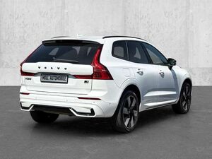 Volvo XC60 R Design Recharge Plug-In Hybrid AWD StandHZG Lede
