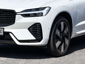 Volvo XC60 R Design Recharge Plug-In Hybrid AWD StandHZG Lede