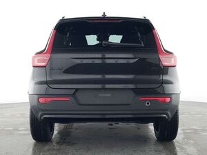 Volvo XC40 Plus Black Edition 2WD StandHZG Digitales Cockpit