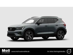 Volvo XC40 B4 Benzin Plus Dark Standh. Licht-Paket