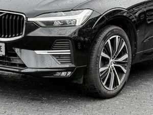 Volvo XC60 Core 2WD AHK Digitales Cockpit Soundsystem LED Kur