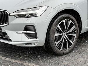 Volvo XC60 Core 2WD AHK Digitales Cockpit Soundsystem LED Kur