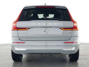 Volvo XC60 Core Recharge Plug-In Hybrid AWD StandHZG AHK Digi