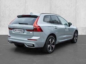 Volvo XC60 Plus Dark Recharge Plug-In Hybrid AWD T8 Twin Engi