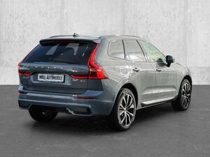 Volvo XC60 Plus Dark 2WD B4 Diesel EU6d Leder Digitales Cockp