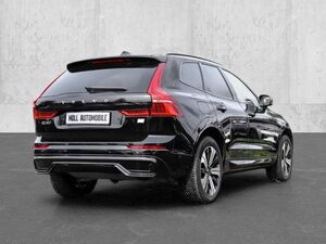 Volvo XC60 Plus Dark Recharge Plug-In Hybrid AWD T8 Twin Engi