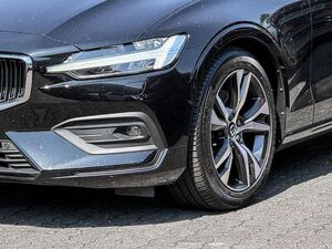 Volvo V60 Kombi B3 Benzin Core Soundsystem LED Kurvenlicht A