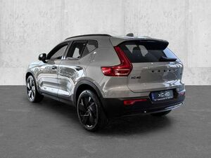 Volvo XC40 B3 Benzin Plus Black Edition Surround View