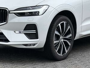 Volvo XC60 Core 2WD StandHZG Digitales Cockpit Soundsystem LE