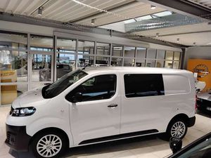 Opel Vivaro Doppelkabine 6 Sitze Bus wenige Km