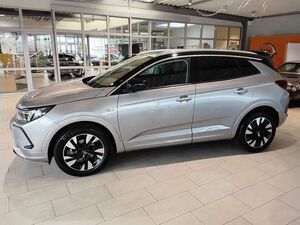 Opel Grandland X Grandland, Ultimate, alle Extras, sehr sparsam