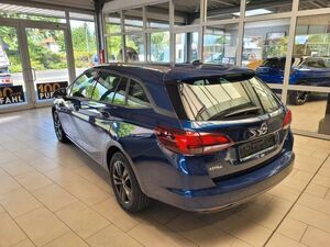 Opel Astra Sports Tourer Automatik AHK Kamera