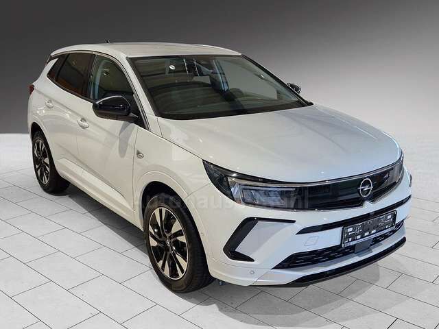 Opel Grandland X Grandland Neuwertig wenig KM vom Opel Partner