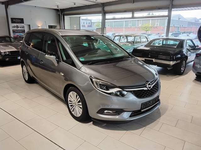 Opel Zafira Tourer AHK super gepflegt top Ausstattung
