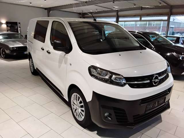 Opel Vivaro Doppelkabine 6 Sitze Bus wenige Km