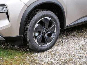 Nissan X-Trail Acenta 1.5 VC-T MHEV 163PS 4x2 Xtronic Familienpak